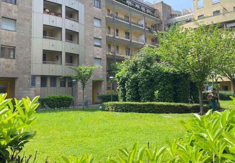 Incantevole - 15 Minuti Da Duomo + Wifi, Parking San Donato Milanese Kültér fotó